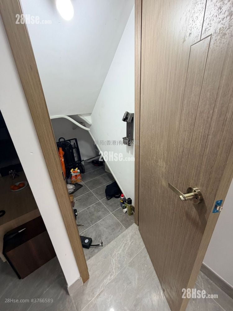 Village Sell 3 Bedrooms , 1 Bathroom 650 ft²