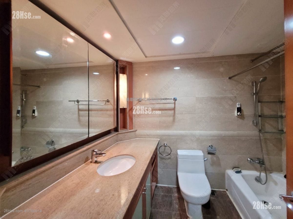 Royal Peninsula Sell 3 Bedrooms , 2 Bathrooms 962 ft²