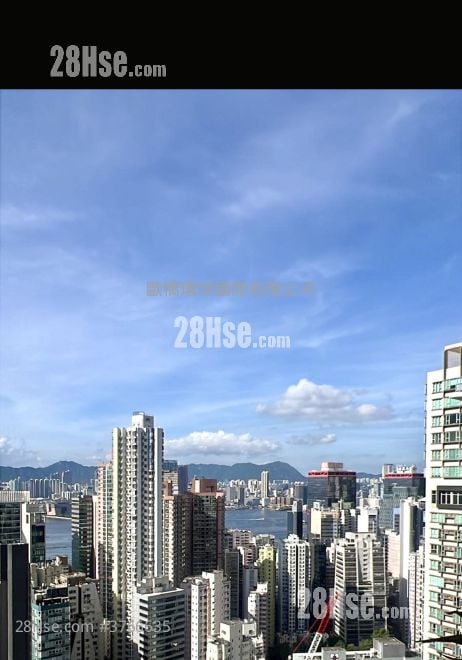 Euston Court Sell 3 Bedrooms , 2 Bathrooms 790 ft²