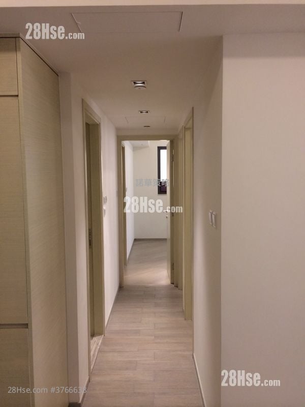 The Wings Sell 3 Bedrooms , 1 Bathroom 608 ft²