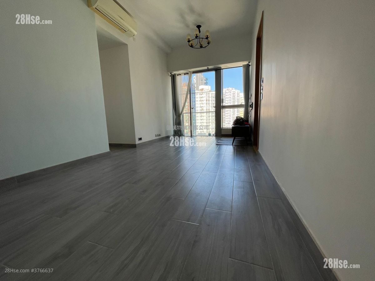 Chatham Gate Sell 2 Bedrooms , 1 Bathroom 606 ft²