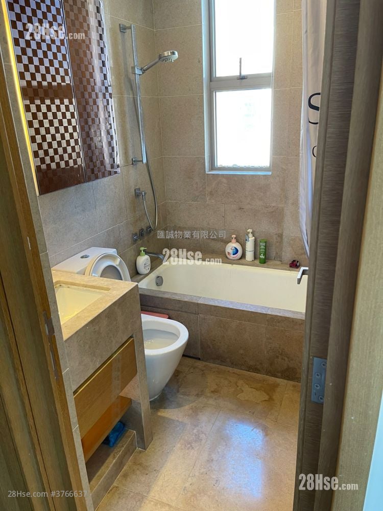 Chatham Gate Sell 2 Bedrooms , 1 Bathroom 606 ft²