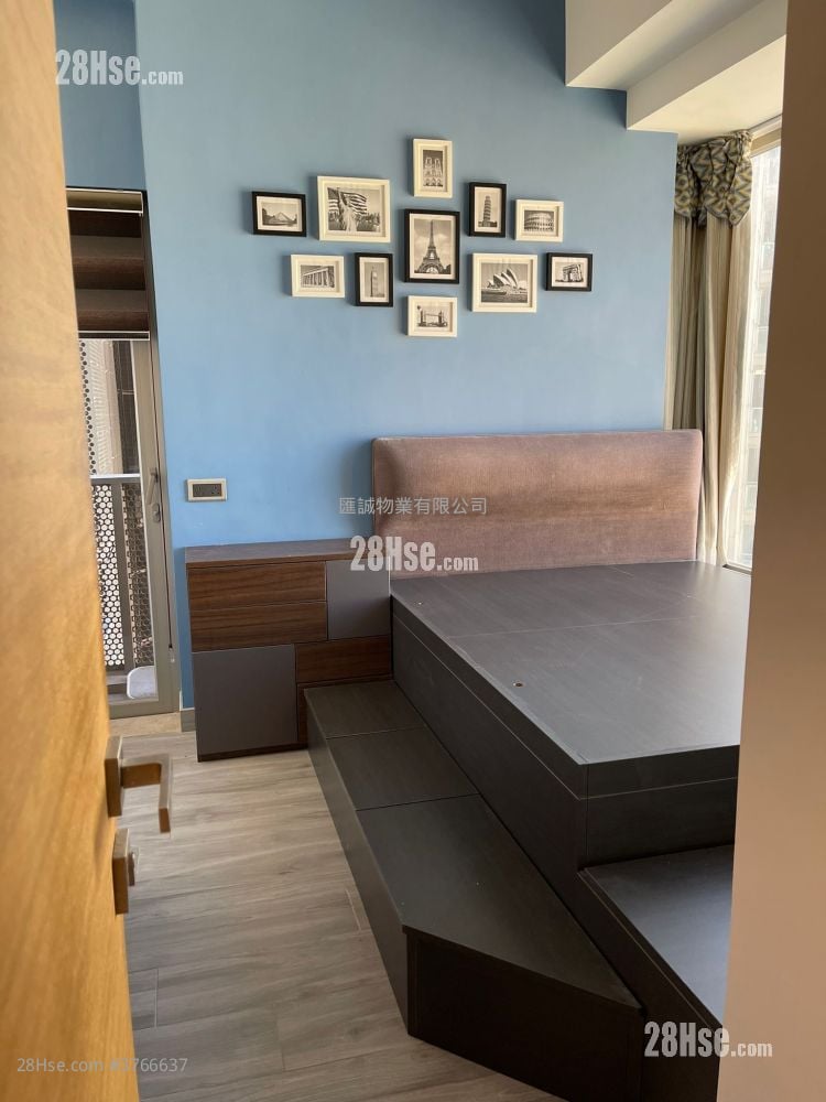 Chatham Gate Sell 2 Bedrooms , 1 Bathroom 606 ft²