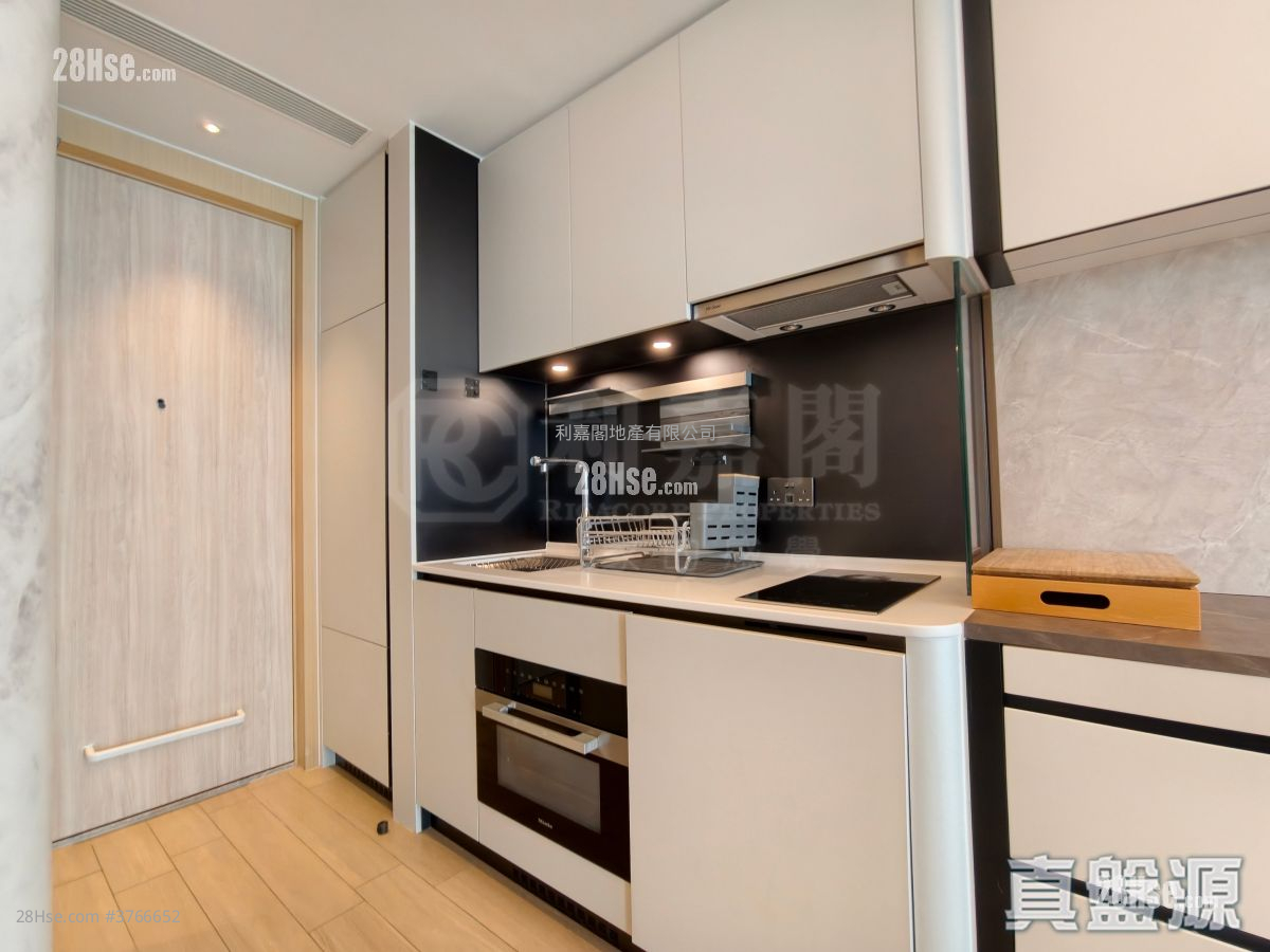 One Innovale Sell 1 Bathroom 228 ft²