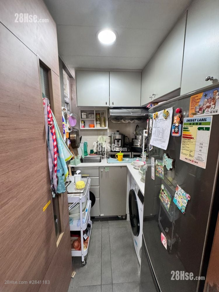 新港豪庭 售盤 2 房 348 平方呎