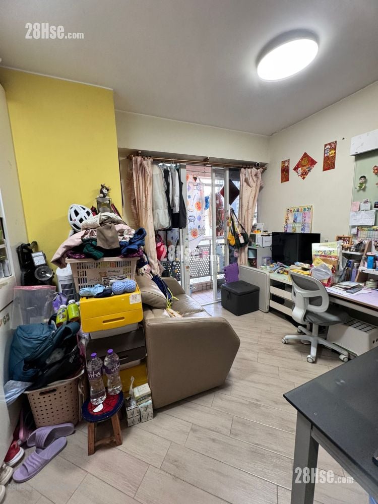 新港豪庭 售盤 2 房 348 平方呎