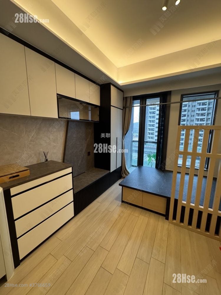 One Innovale Sell 228 ft²