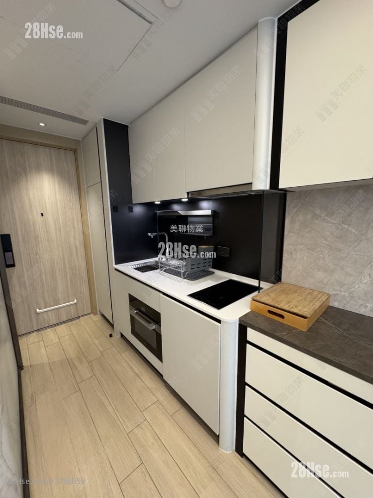 One Innovale Sell 228 ft²