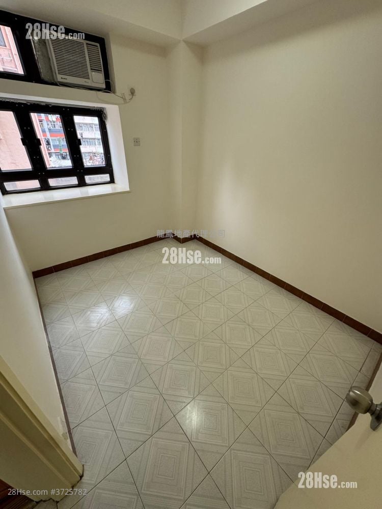 兴基大厦 租盘 2 房 354 平方尺