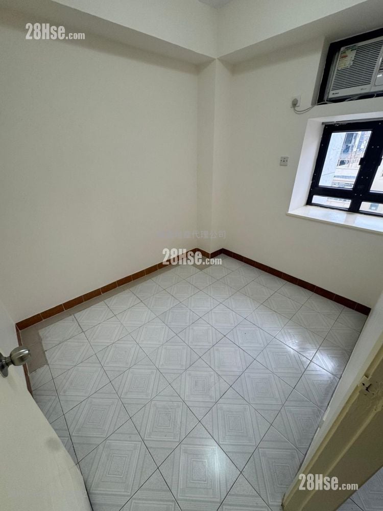 兴基大厦 租盘 2 房 354 平方尺