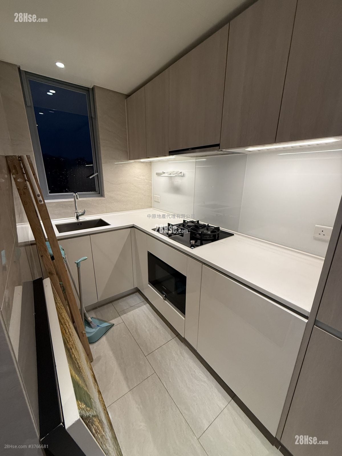 Malibu Sell 3 Bedrooms , 1 Bathroom 547 ft²