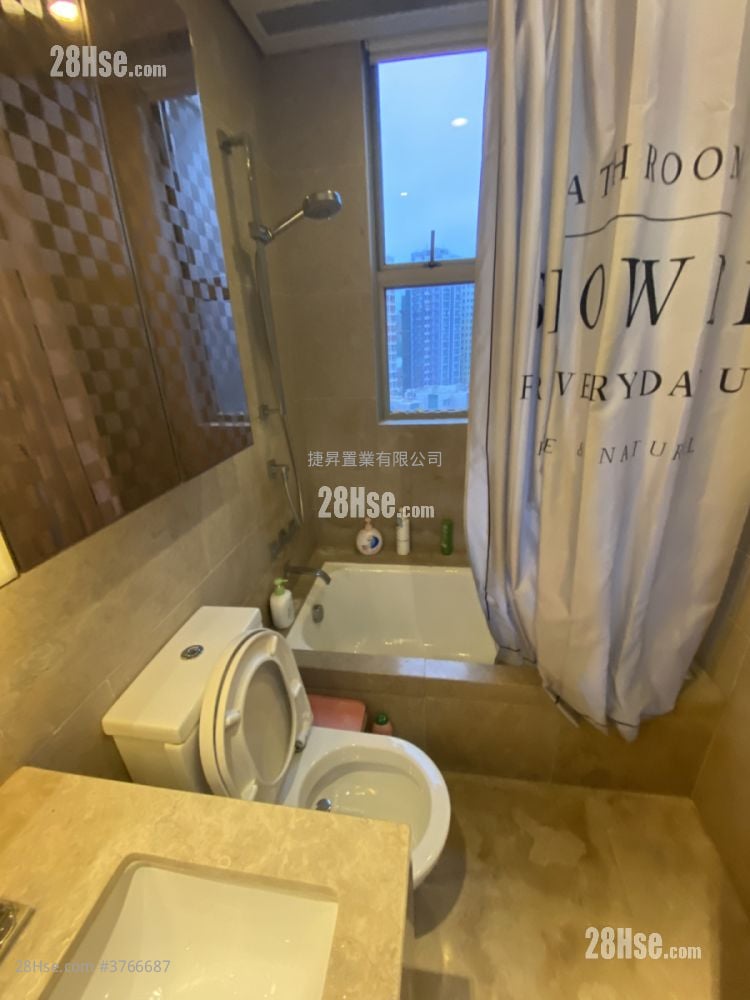 Chatham Gate Sell 2 Bedrooms , 1 Bathroom 606 ft²