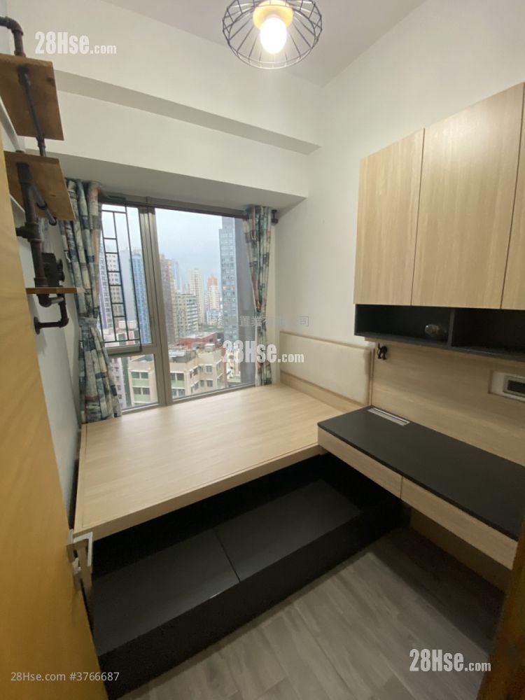 Chatham Gate Sell 2 Bedrooms , 1 Bathroom 606 ft²