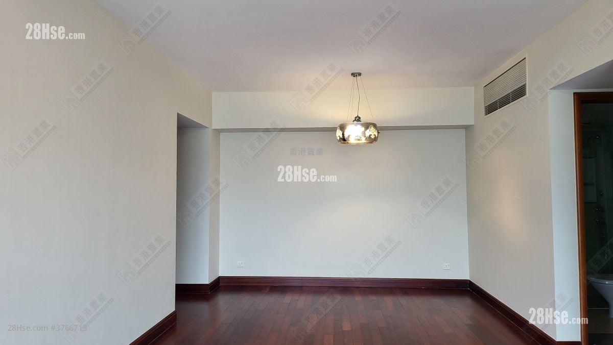 The Harbourside Sell 3 Bedrooms , 2 Bathrooms 1,015 ft²