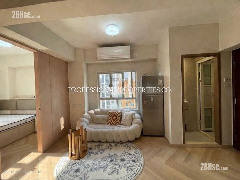 Sands Building Sell 2 Bedrooms , 1 Bathroom 410 ft²