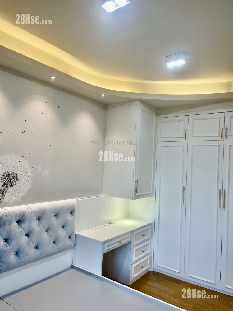 The Papillons Sell 3 Bedrooms , 2 Bathrooms 773 ft²