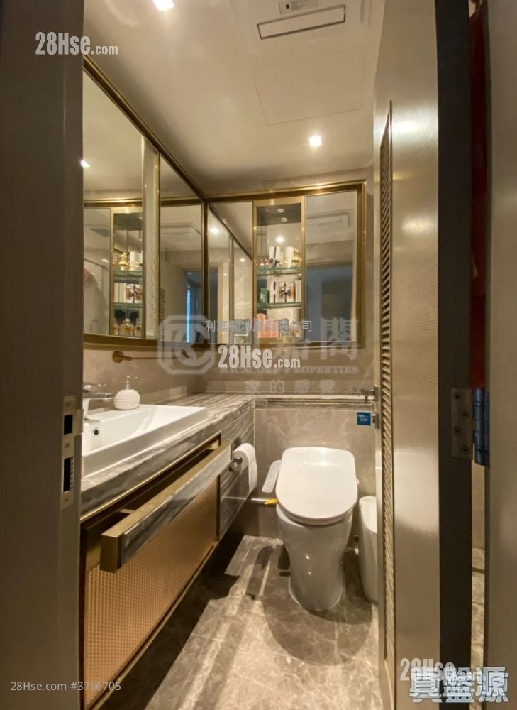 The Wings Sell 4 Bedrooms , 3 Bathrooms 1,036 ft²