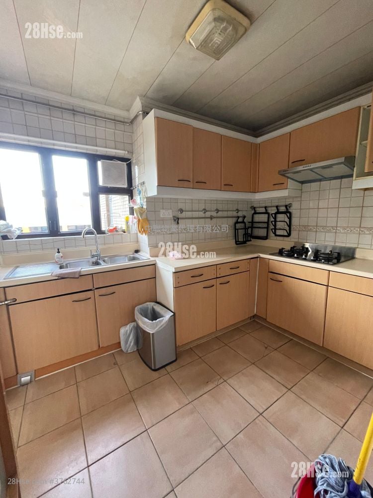 Parc Royale Sell 942 ft²