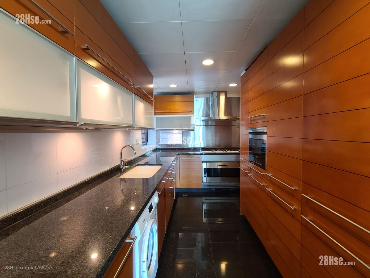 何文田山道1号 售盘 1,298 平方尺