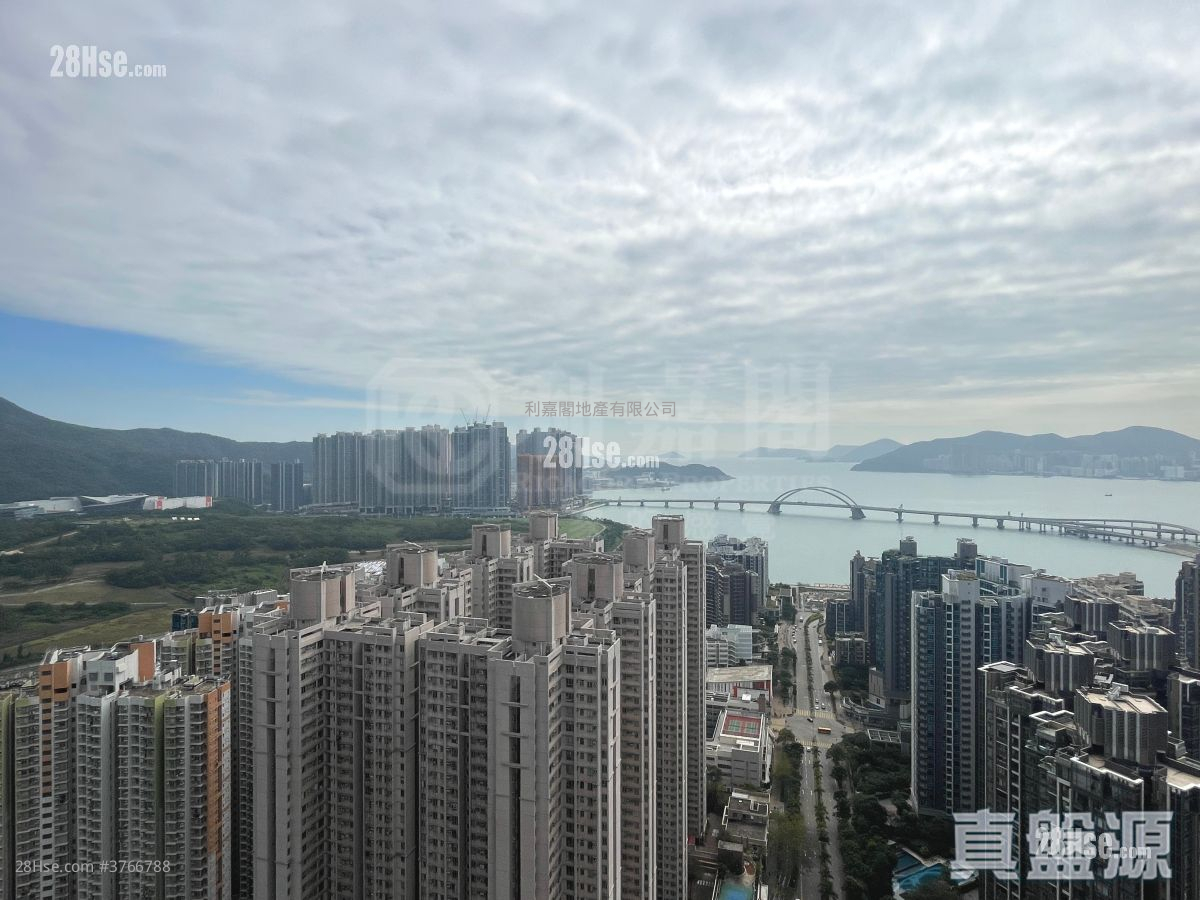 The Grandiose Sell 3 Bedrooms , 2 Bathrooms 665 ft²