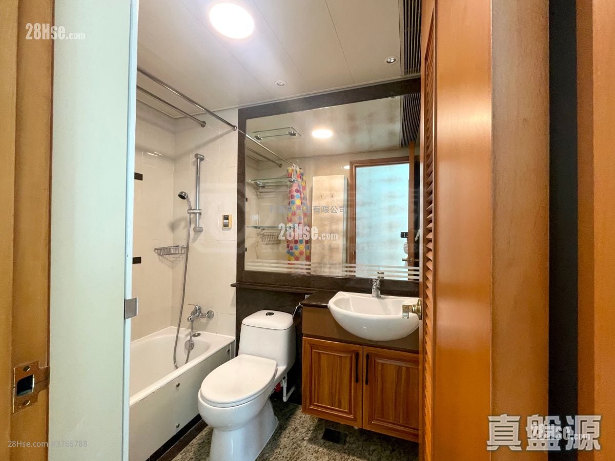 The Grandiose Sell 3 Bedrooms , 2 Bathrooms 665 ft²