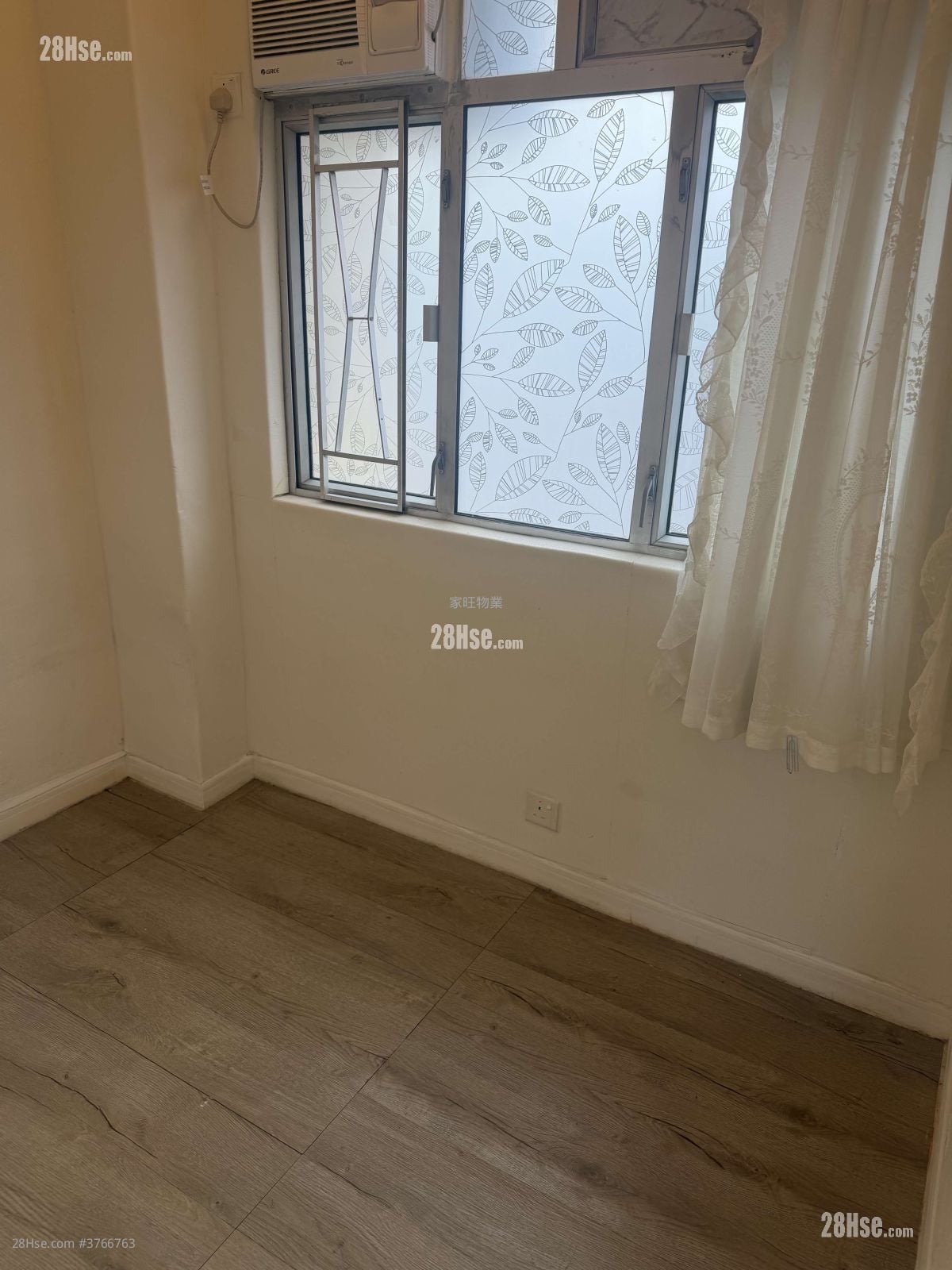 金都中心 售盘 4 房 , 1 浴室 305 平方尺