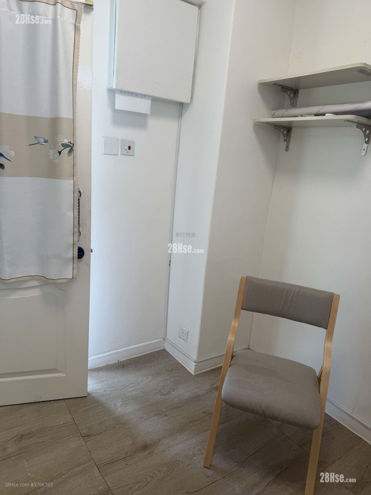 金都中心 售盘 4 房 , 1 浴室 305 平方尺