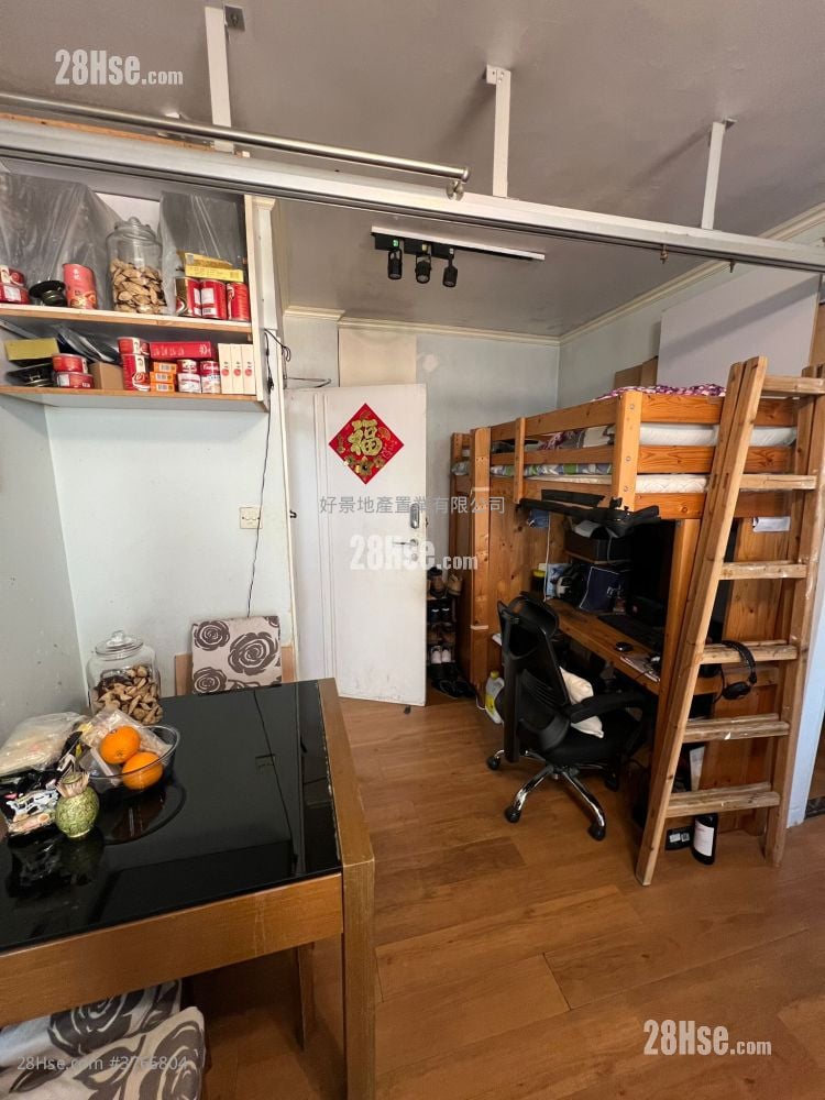 Clague Garden Estate Sell 2 Bedrooms , 1 Bathroom 442 ft²