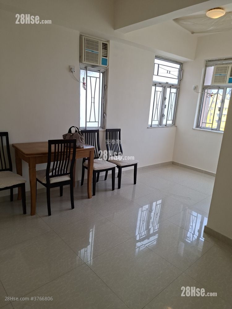 Godfrey Centre Rental 1 Bedroom , 1 Bathroom 237 ft²