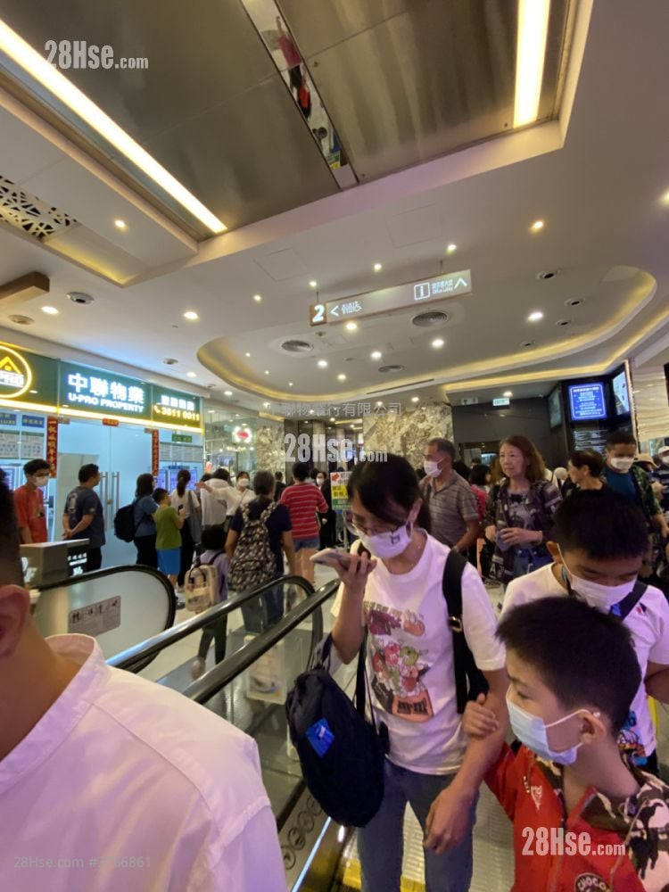 Kings Wing Plaza Rental