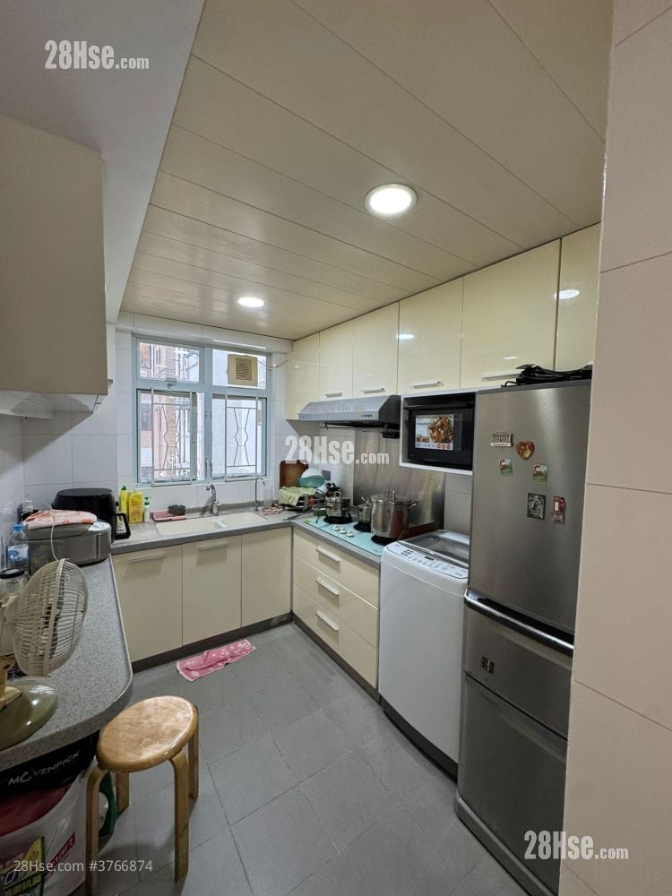 康和苑 售盘 3 房 926 平方尺