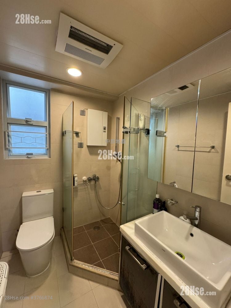 康和苑 售盘 3 房 926 平方尺