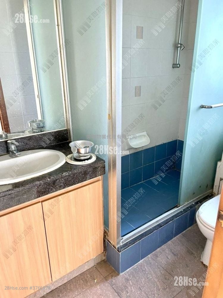 Jade Plaza Sell 2 Bedrooms 419 ft²