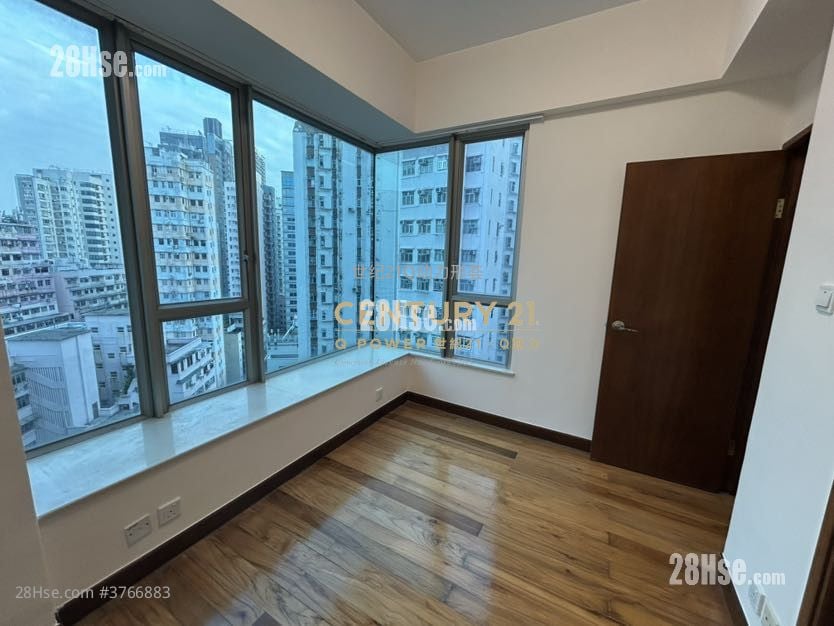 Grand Garden Sell 3 Bedrooms , 2 Bathrooms 633 ft²