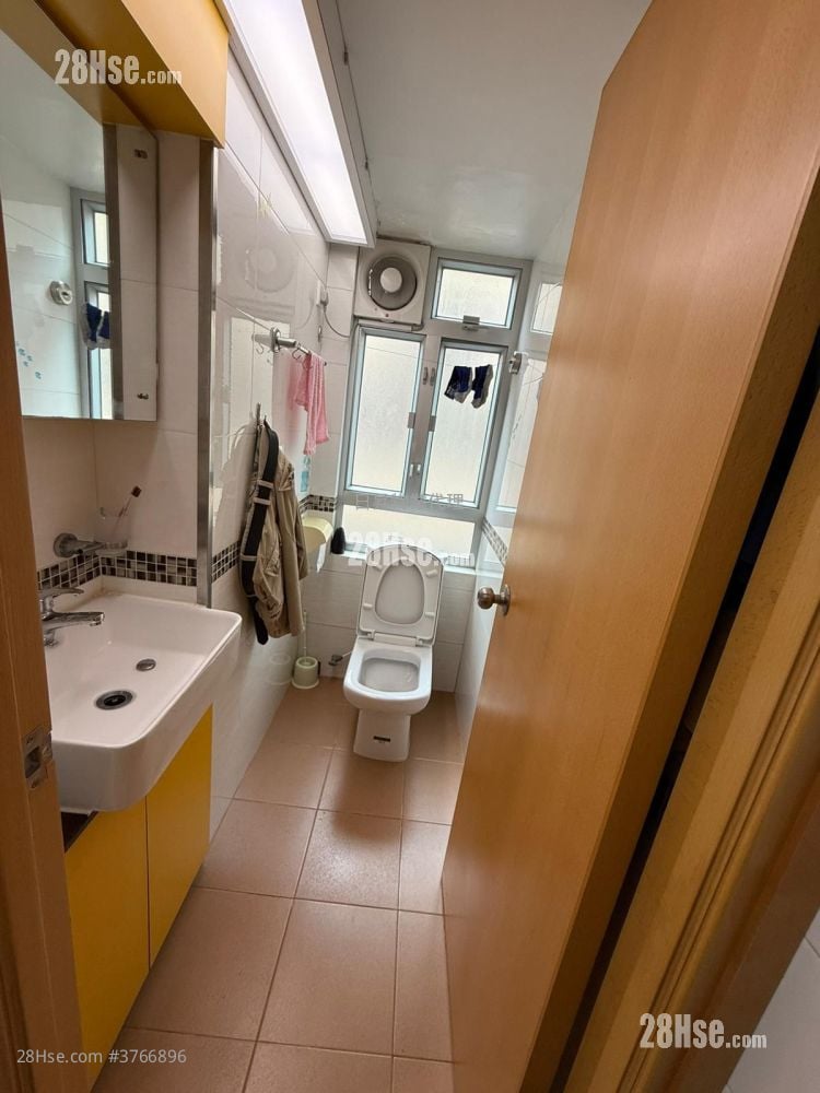 Hong Leong Industrial Complex Sell