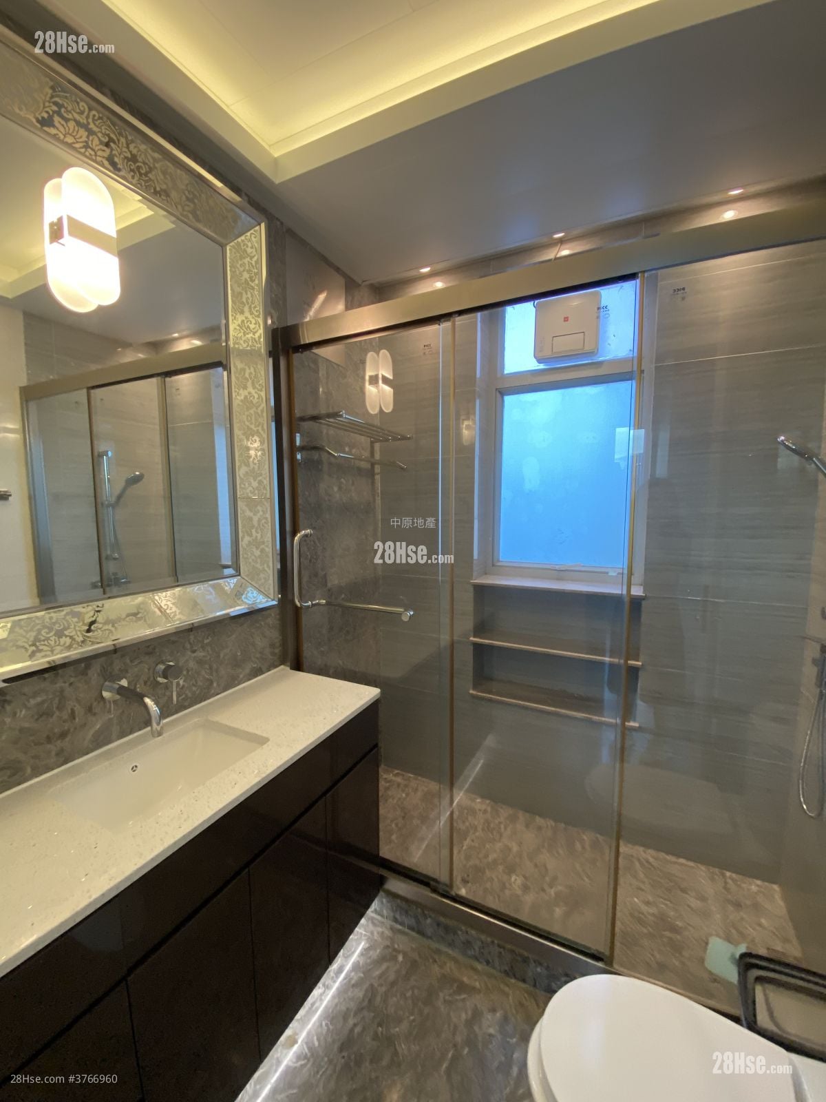 Casa 880 Sell 3 Bedrooms , 2 Bathrooms 792 ft²