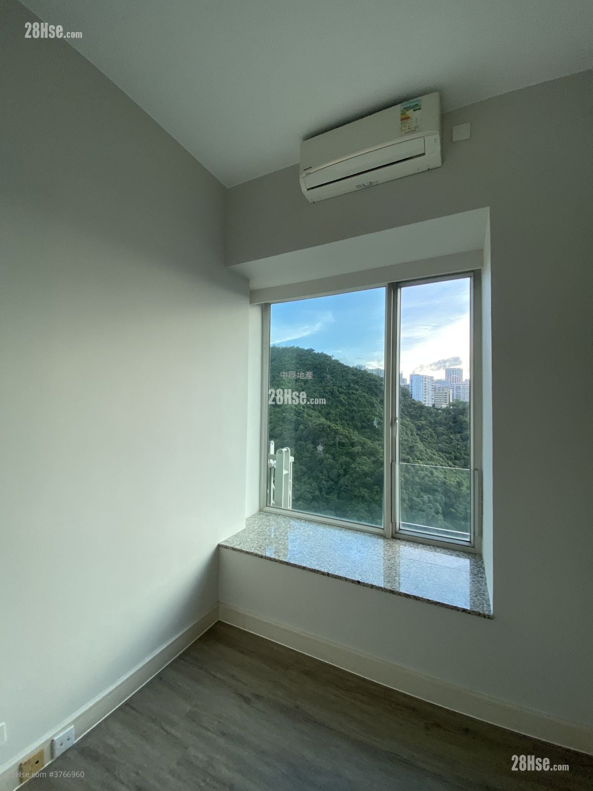 Casa 880 Sell 3 Bedrooms , 2 Bathrooms 792 ft²