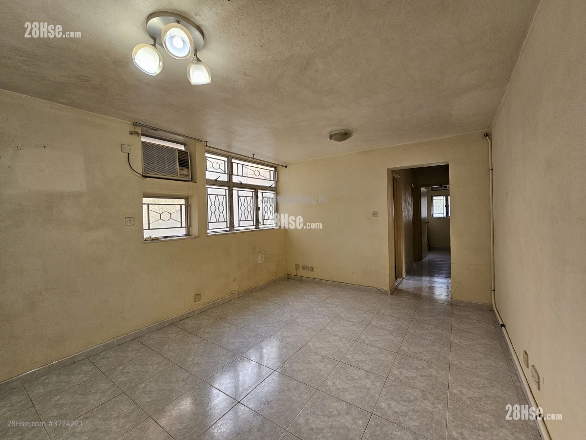 富欣花园 售盘 2 房 , 1 浴室 484 平方尺