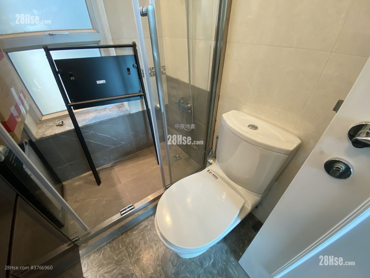 Casa 880 Sell 3 Bedrooms , 2 Bathrooms 792 ft²