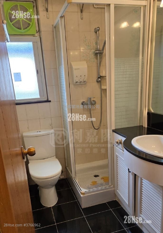 天宝大厦 售盘 2 房 , 1 浴室 753 平方尺