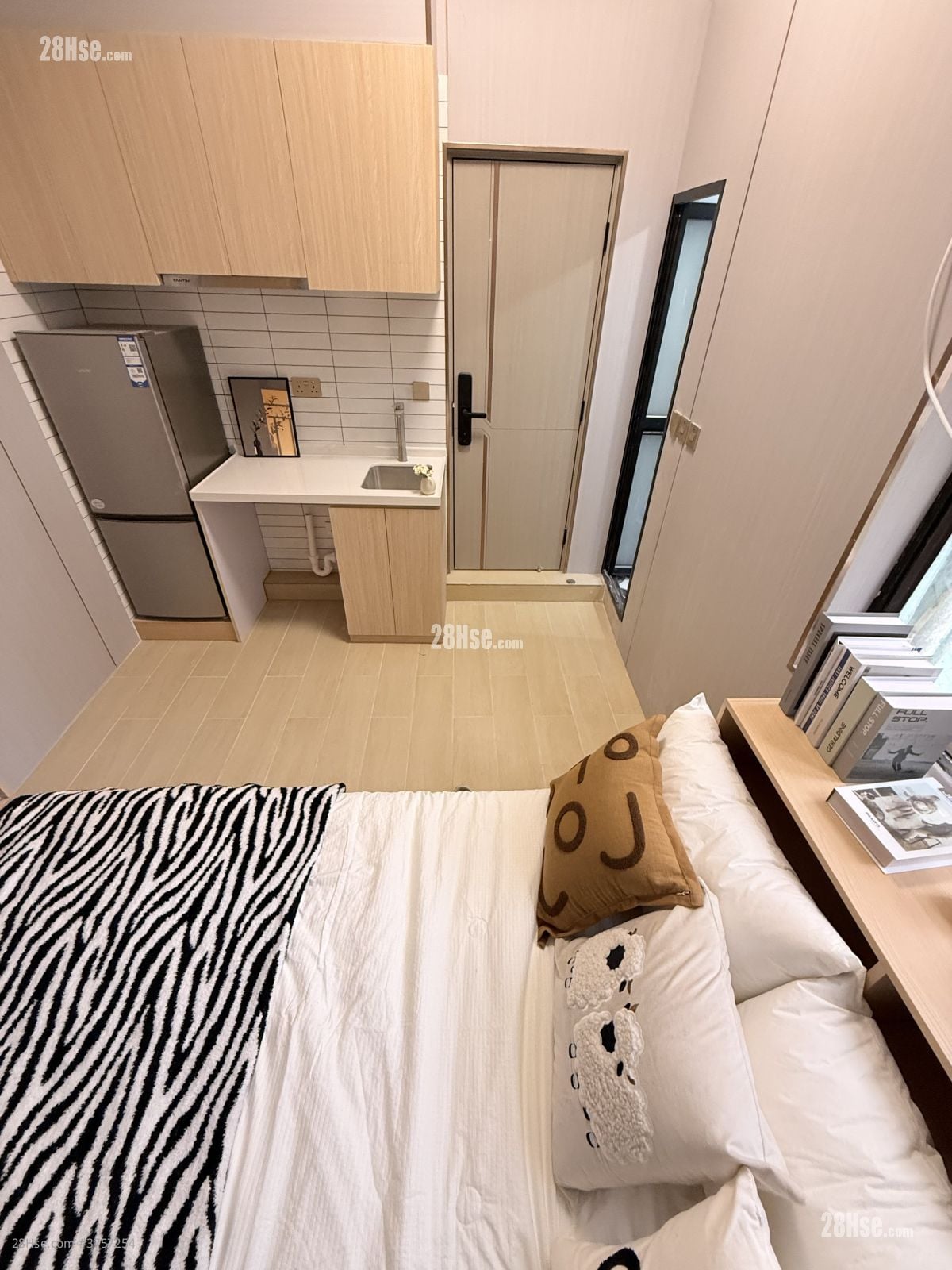 148 Castle Peak Road Rental Studio 400 ft²