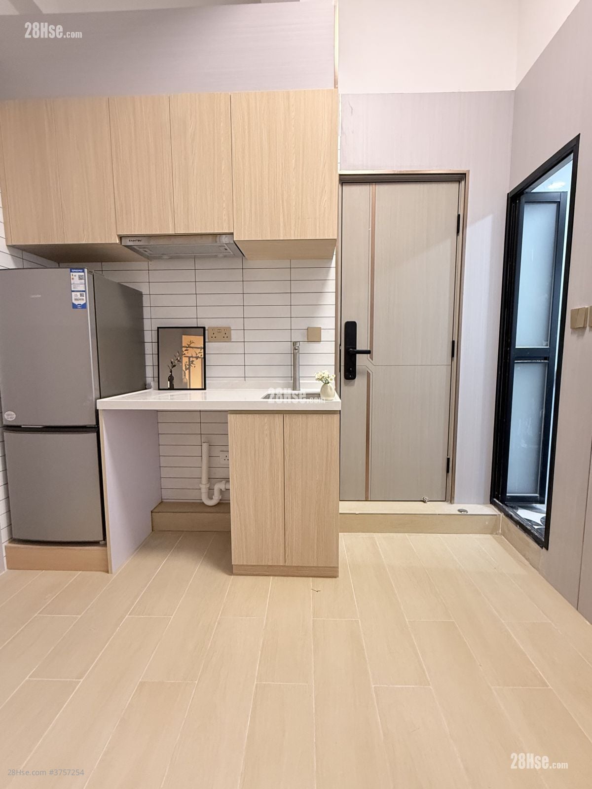 148 Castle Peak Road Rental Studio 400 ft²