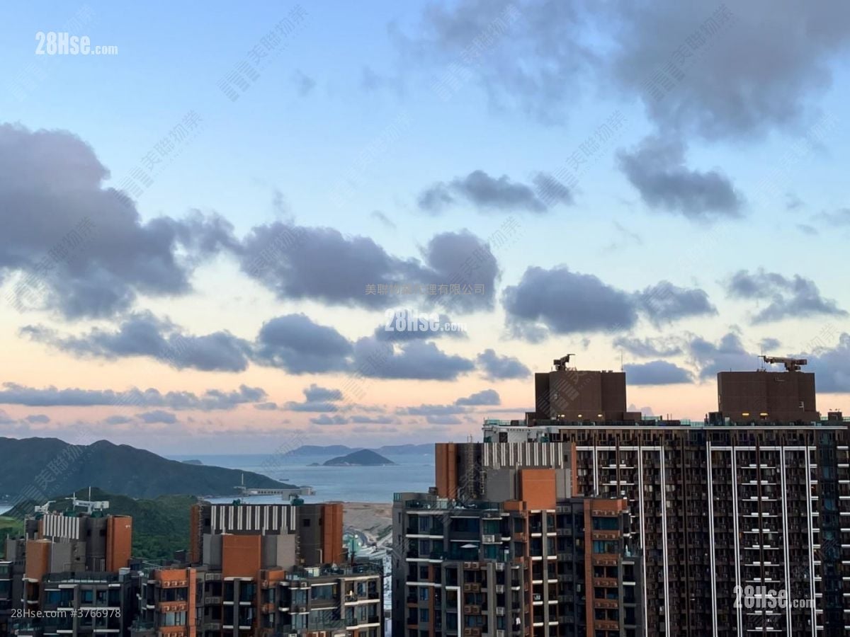 Grand Montara Sell 3 Bedrooms , 1 Bathroom 735 ft²