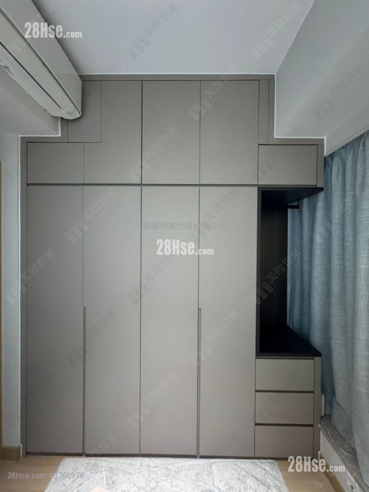 Grand Montara Sell 3 Bedrooms , 1 Bathroom 735 ft²