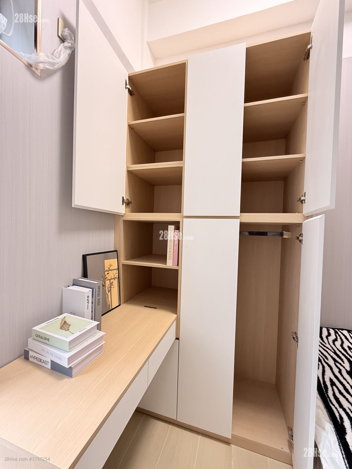 148 Castle Peak Road Rental Studio 400 ft²