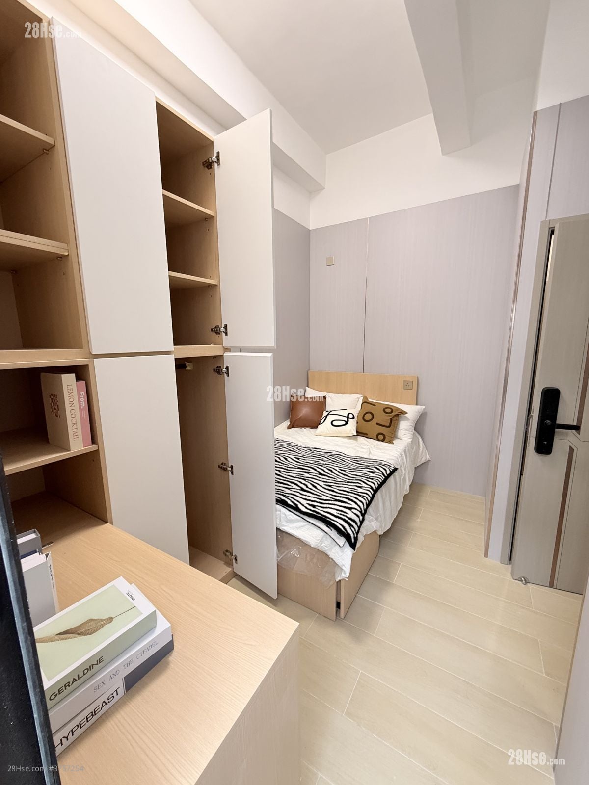 148 Castle Peak Road Rental Studio 400 ft²