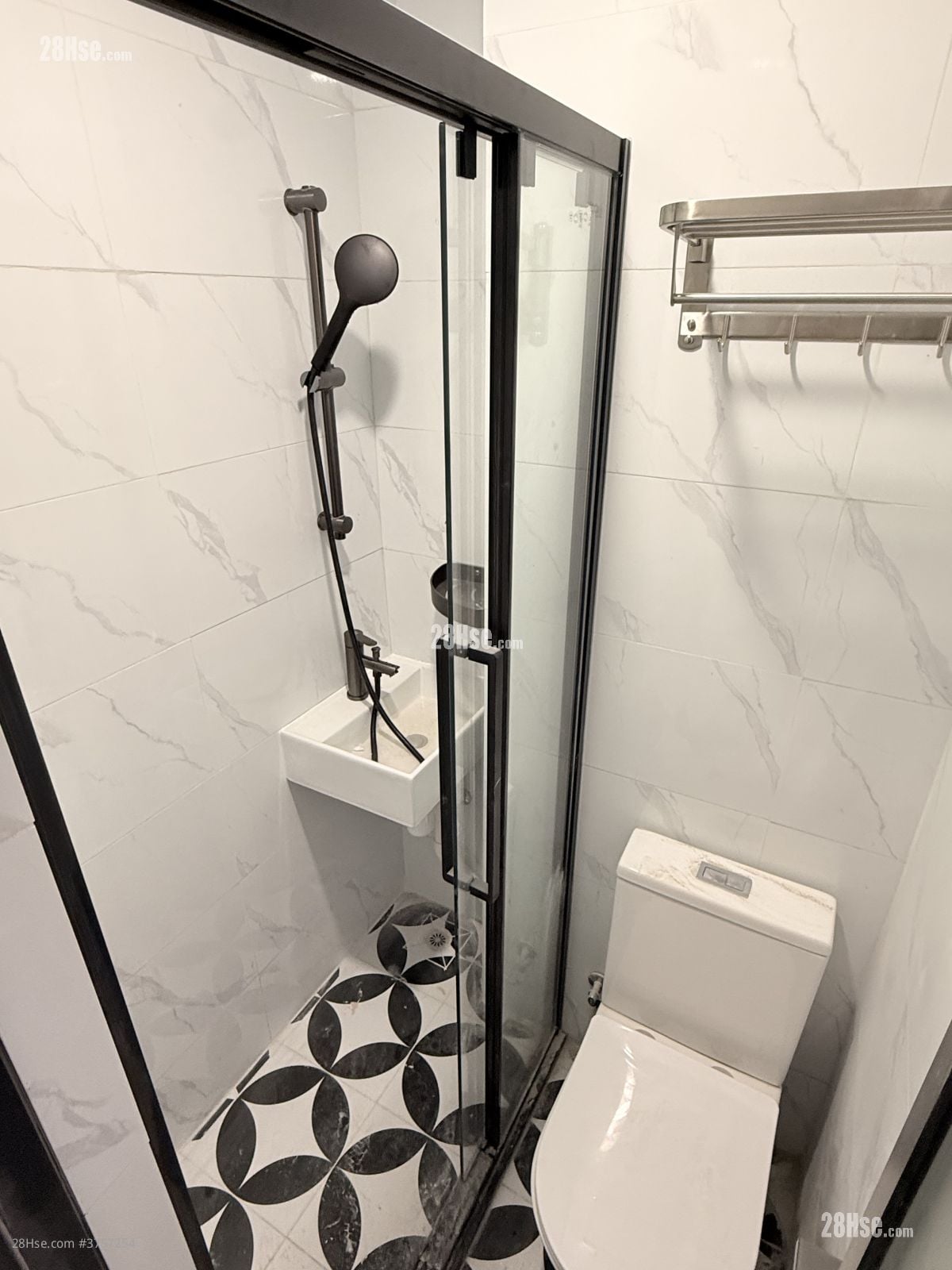 148 Castle Peak Road Rental Studio 400 ft²