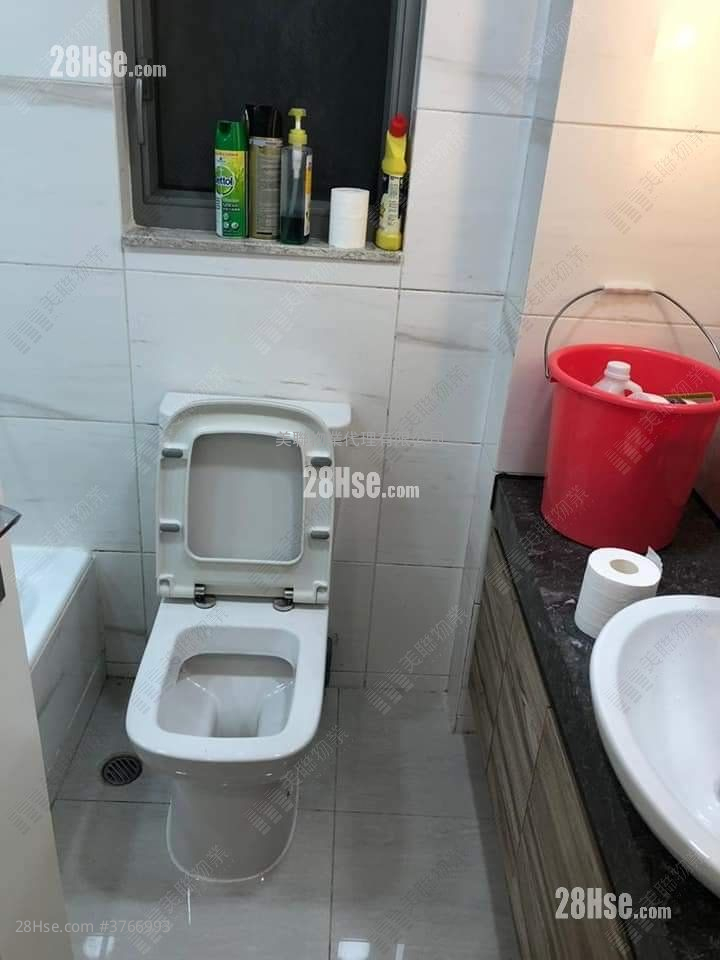 The Beaumount Sell 2 Bedrooms , 1 Bathroom 499 ft²