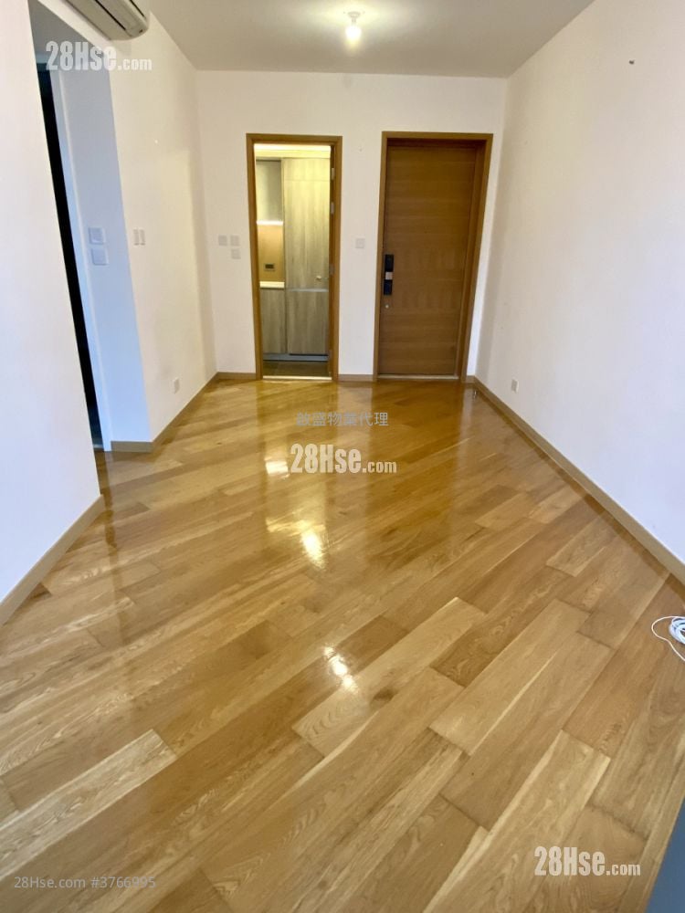 One Kai Tak(I) Sell 3 Bedrooms , 1 Bathroom 567 ft²