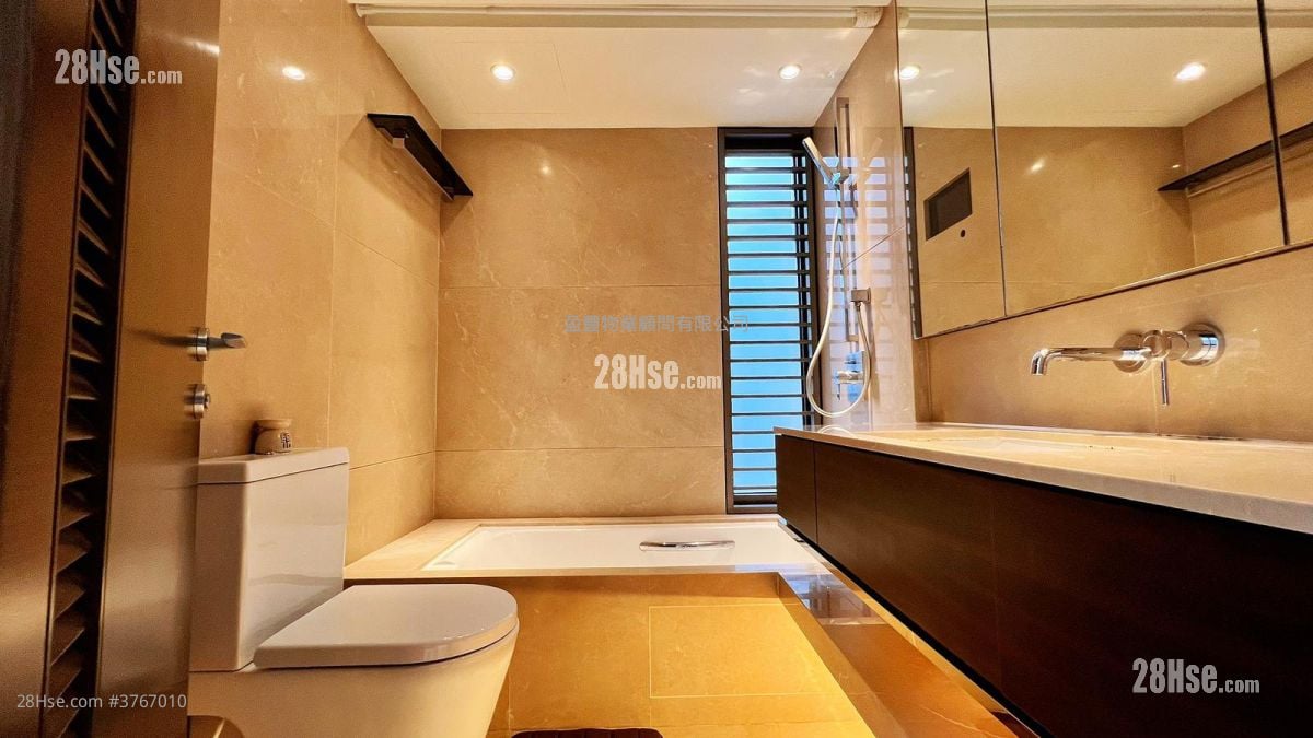 Regent Hill Sell 2 Bedrooms , 1 Bathroom 540 ft²